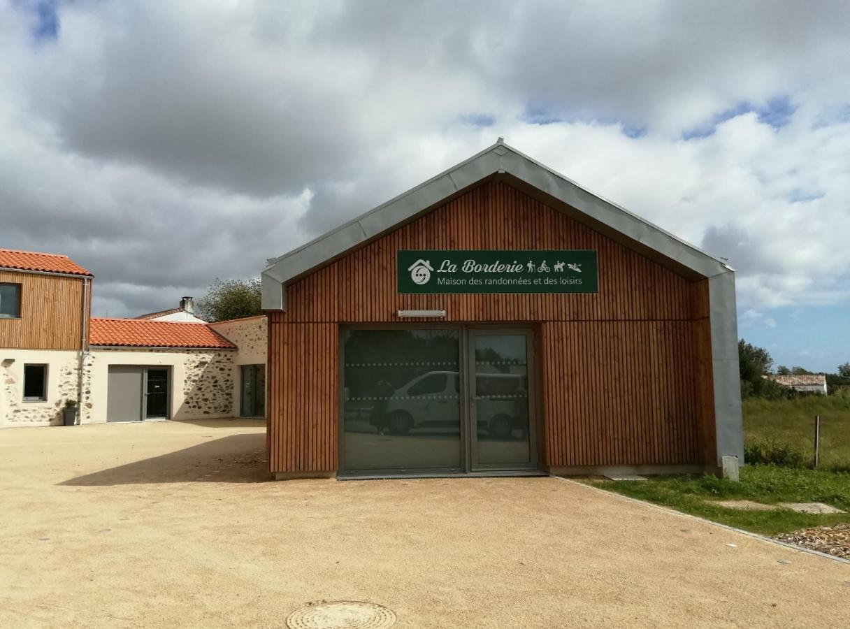 La Borderie - Maison Des Randonnees - Gite Etape - Gite De Groupe Vairé Εξωτερικό φωτογραφία
